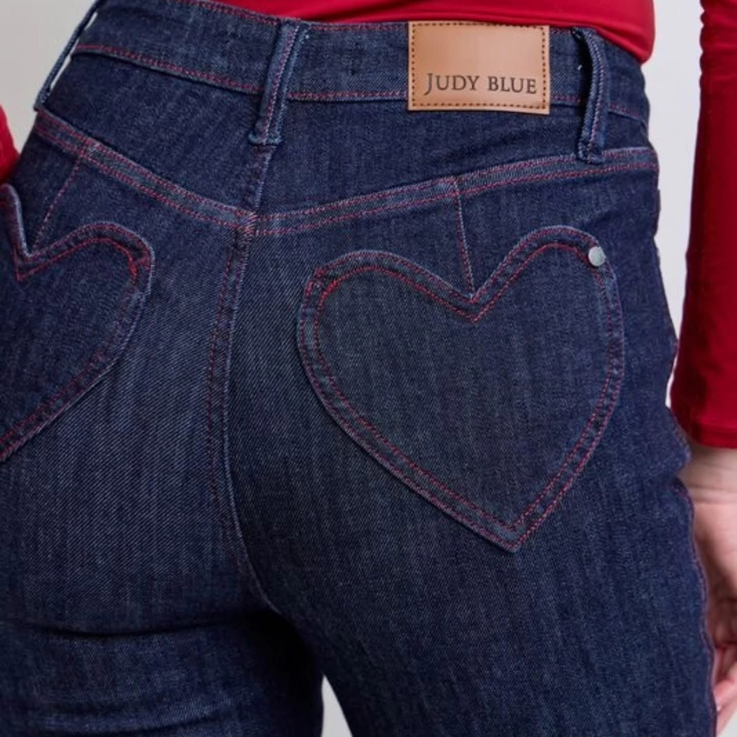 Judy Blue Heart Pocket Skinny